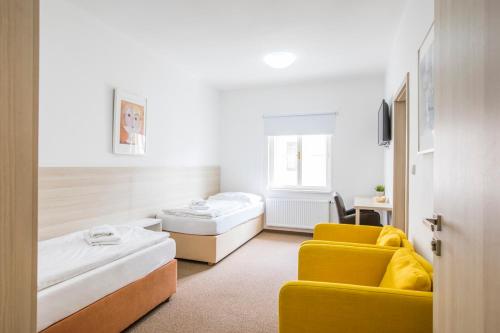 Imagen de la habitación del Hotel U Zlat&eacute;ho kohouta. Foto 6