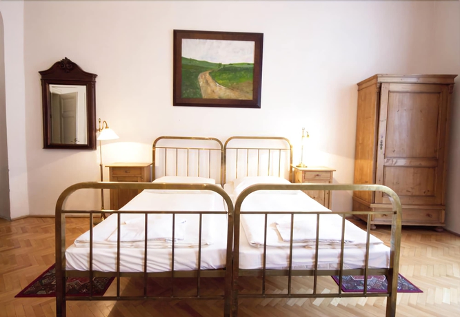 Imagen de la habitación del Hotel U Zlateho Jelena. Foto 11