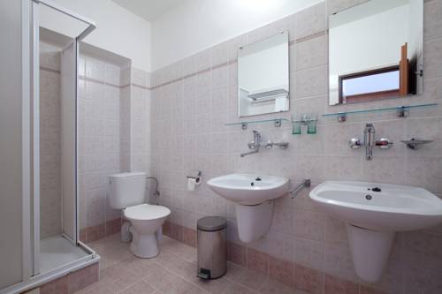 Imagen de la habitación del Hotel U Čern&eacute;ho Orla, Telč. Foto 16