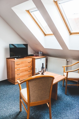 Imagen de la habitación del Hotel U Česk&eacute; koruny. Foto 7