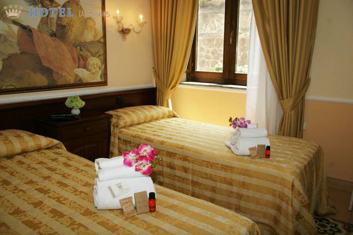 Imagen de la habitación del Hotel U\'Bais. Foto 6