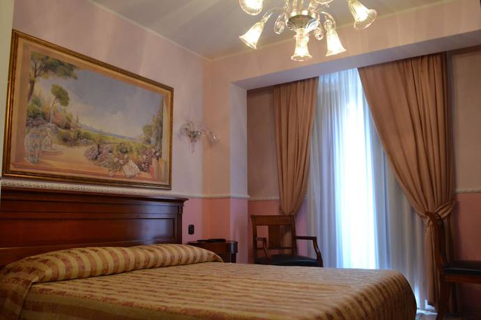 Imagen de la habitación del Hotel U\'Bais. Foto 15