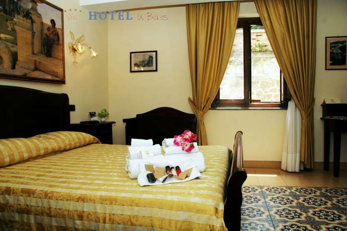 Imagen de la habitación del Hotel U\'Bais. Foto 18