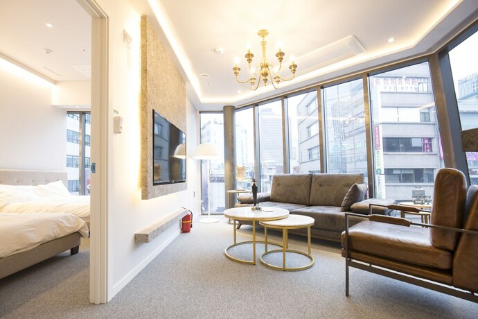 Imagen de la habitación del Hotel UH Suite The Jongno. Foto 22