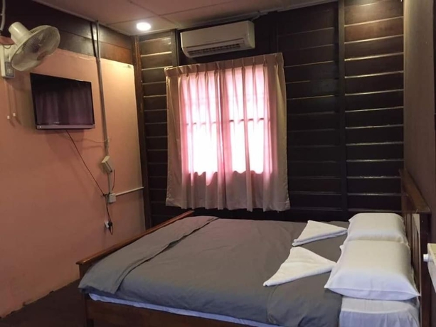 Imagen de la habitación del Hotel UK Farm Agro Resort. Foto 13