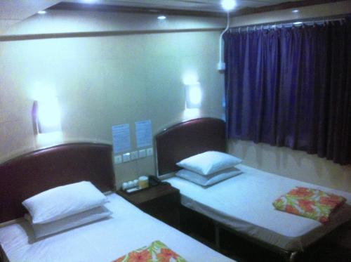 Imagen de la habitación del Hotel UK Hostel. Foto 6