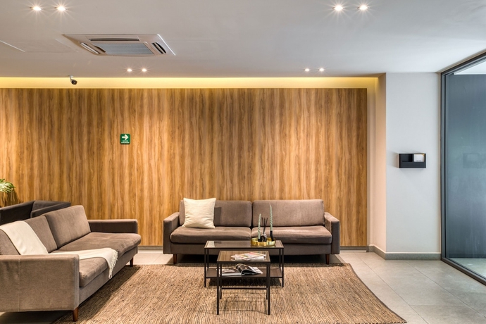 Imagen de los interiores del Hotel ULIV Cibeles. Foto 19