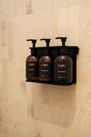 Imagen de la habitación del Hotel UMI Resort Uluwatu Bali. Foto 12