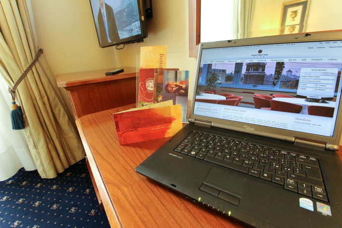 Imagen de la habitación del Hotel UNA Empire Roma. Foto 5