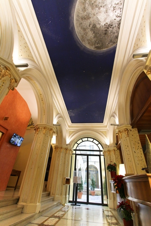 Imagen de los interiores del Hotel UNA Empire Roma. Foto 10