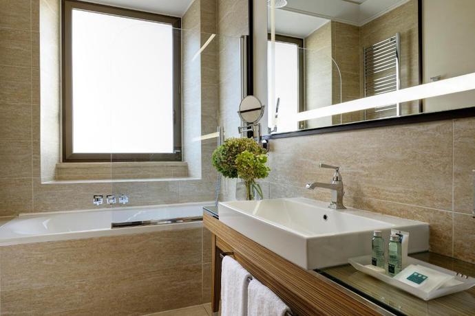 Imagen general del Hotel UNA HOTELS Decò Roma. Foto 13