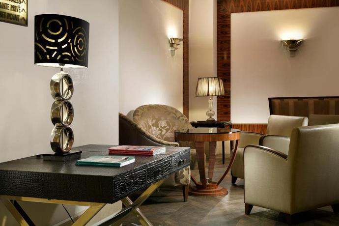 Imagen general del Hotel UNA HOTELS Decò Roma. Foto 15