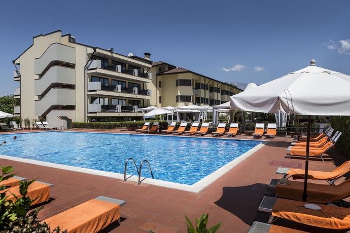 Imagen general del Hotel UNA Hotels Forte Dei Marmi. Foto 1
