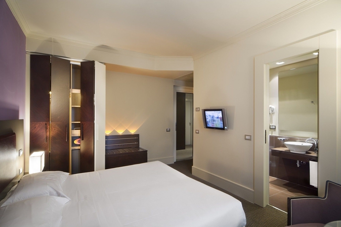 Imagen de la habitación del Hotel UNA Lodi. Foto 9