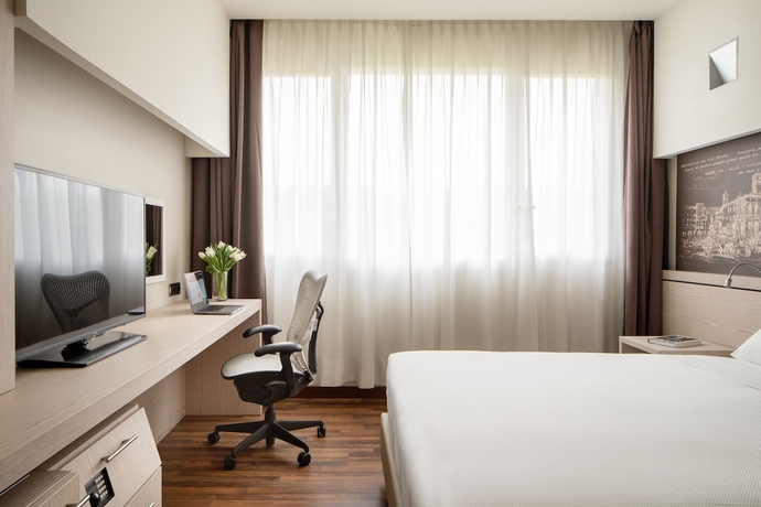 Imagen de la habitación del Hotel UNAHOTELS Bologna San Lazzaro. Foto 9