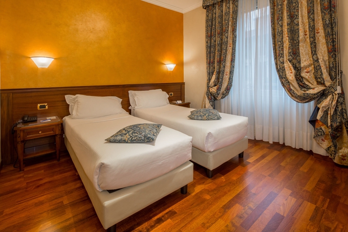 Imagen de la habitación del Hotel UNAHOTELS Galles Milano. Foto 3