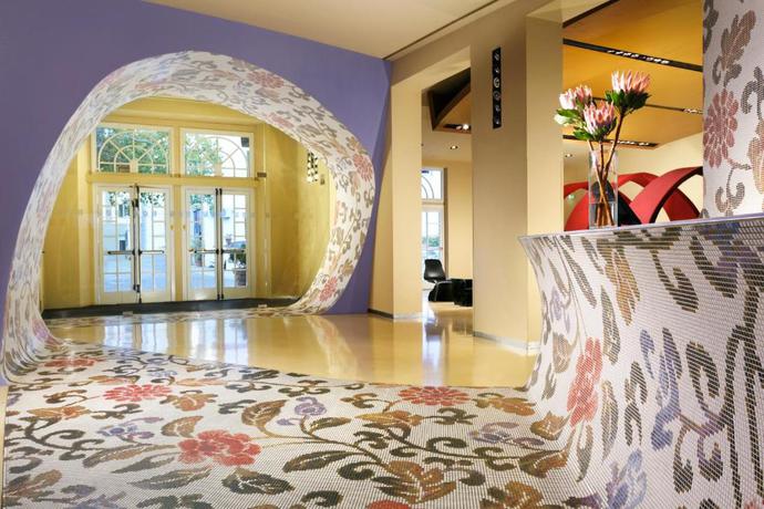 Imagen de los interiores del Hotel UNAHOTELS Vittoria Firenze. Foto 12