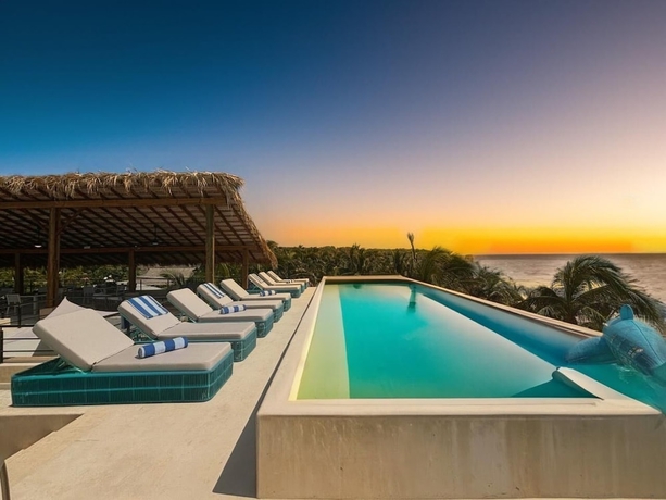 Imagen de la piscina del Hotel UNICO LA PUNTA HOTEL BOUTIQUE. Foto 15