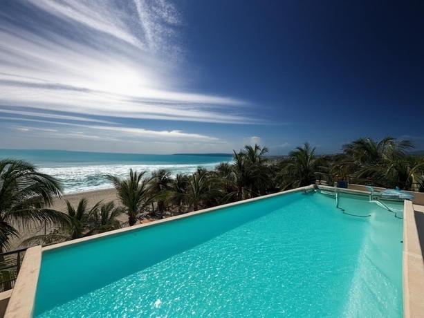 Imagen de la piscina del Hotel UNICO LA PUNTA HOTEL BOUTIQUE. Foto 16