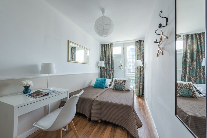 Imagen general del Hotel UNIT Warszawa Centrum Room by Metro Rondo ONZ. Foto 6