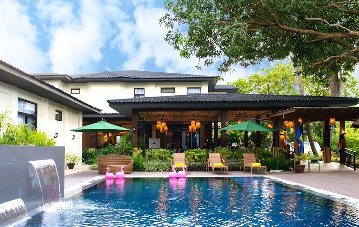 Imagen de la piscina del Hotel UNWND Boutique Dumaguete. Foto 19