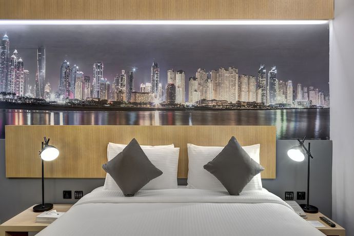 Imagen de la habitación del Hotel URBAN Al Khoory. Foto 12