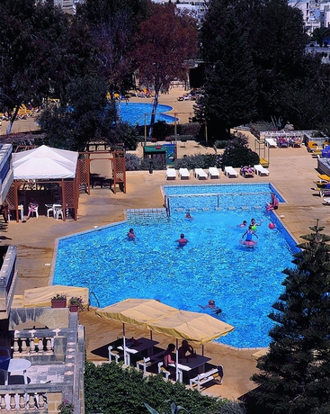 Imagen de la piscina del Hotel URBAN VALLEY RESORT AND SPA. Foto 8