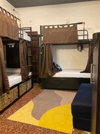 Imagen de la habitación del Hotel U.R.D.Ki You are the key Hostels. Foto 12