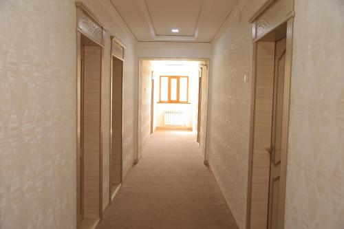 Imagen general del Hotel URGANCH. Foto 6