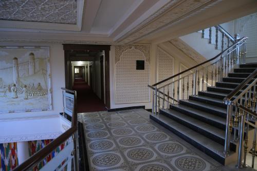 Imagen general del Hotel URGANCH. Foto 8