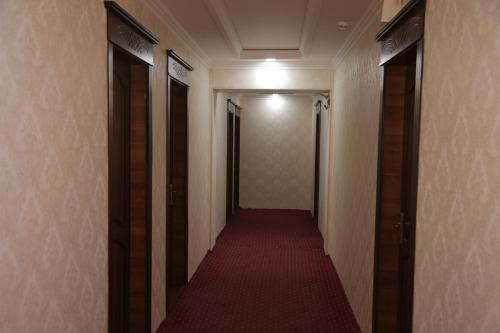 Imagen general del Hotel URGANCH. Foto 9