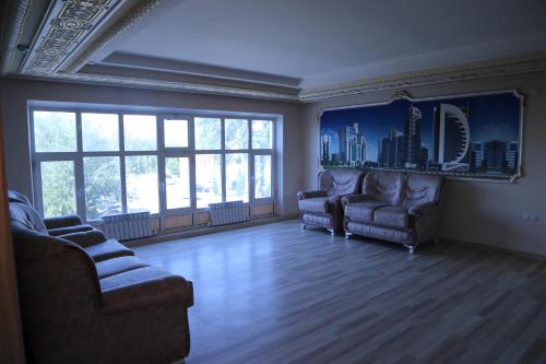 Imagen general del Hotel URGANCH. Foto 10