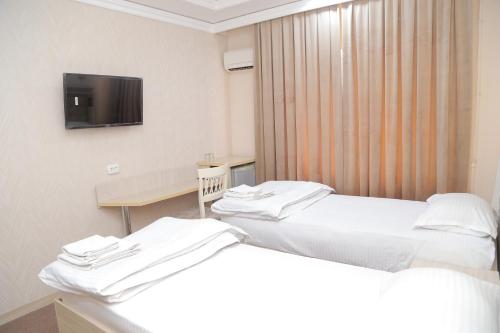 Imagen general del Hotel URGANCH. Foto 13