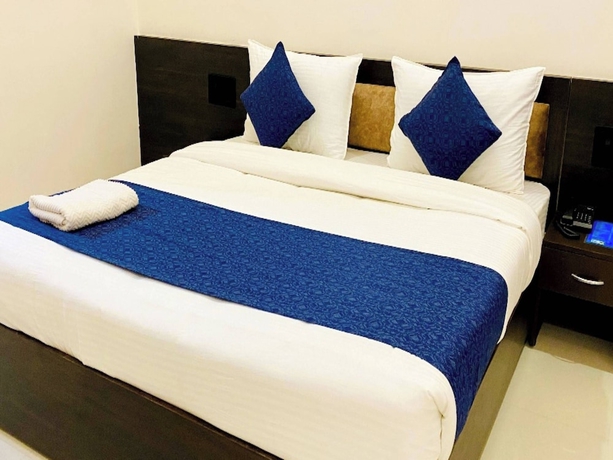 Imagen de la habitación del Hotel URS Palace. Foto 5