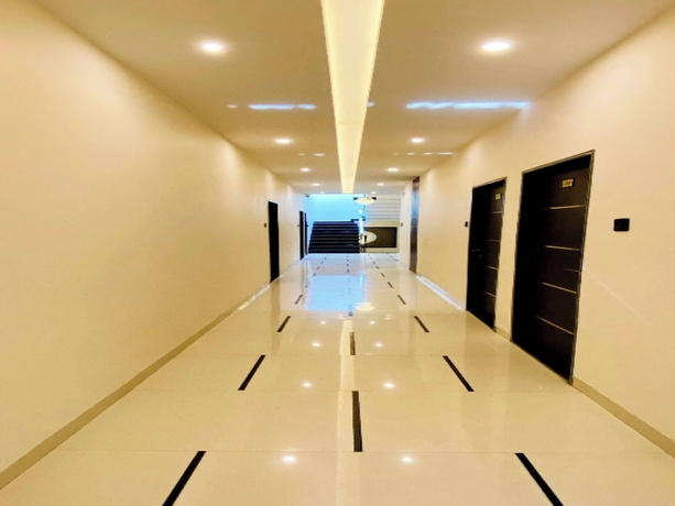 Imagen de los interiores del Hotel URS Palace. Foto 14