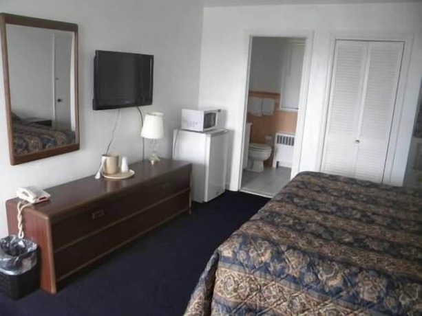 Imagen de la habitación del Hotel USA Inn and Suites Morgantown. Foto 4