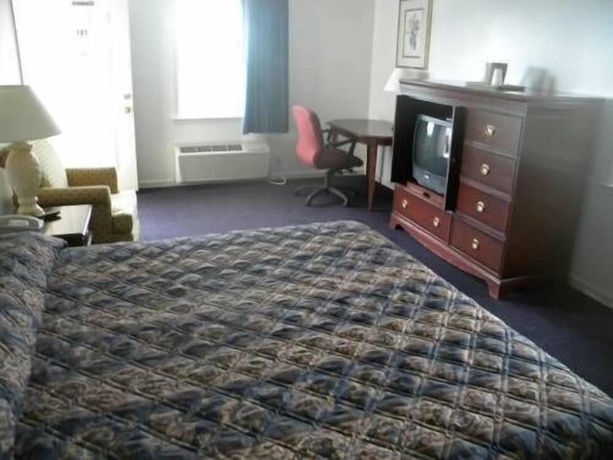 Imagen de la habitación del Hotel USA Inn and Suites Morgantown. Foto 5