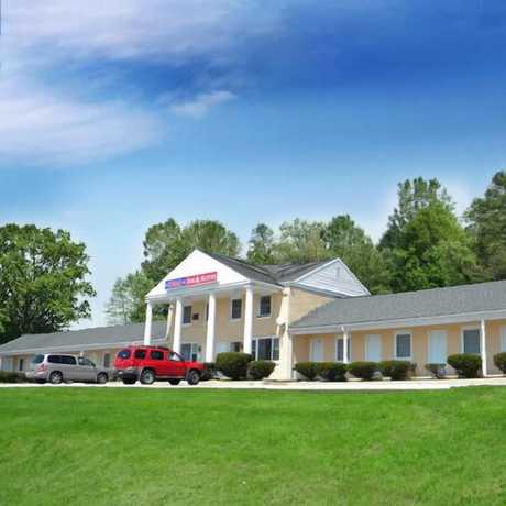 Imagen general del Hotel USA Inn and Suites Morgantown. Foto 1