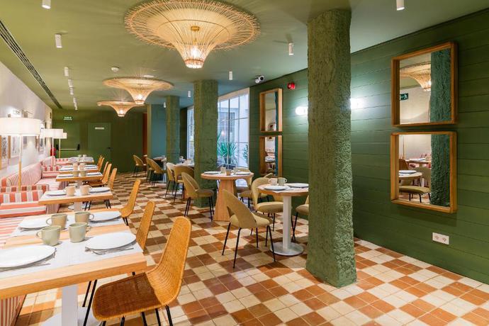 Imagen del bar/restaurante del Hotel U-Sense Granada Centro. Foto 6