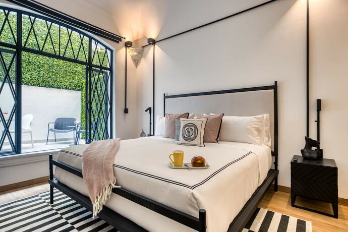 Imagen general del Hotel UTOPIC Campos Elíseos by ULIV. Foto 4