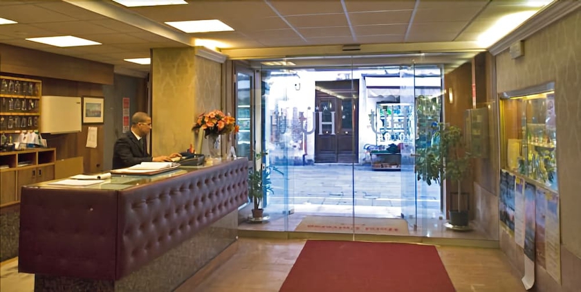 Imagen de los interiores del Hotel U-Visionary Venezia. Foto 17