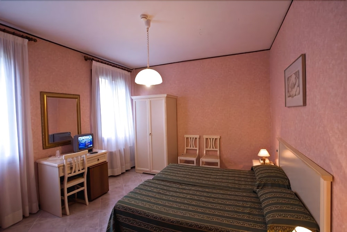 Imagen de la habitación del Hotel U-Visionary Venezia. Foto 15