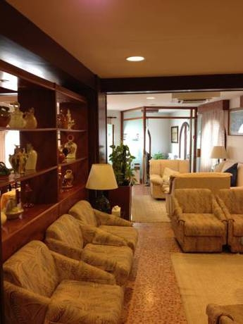 Imagen general del Hotel Ubaldo. Foto 16