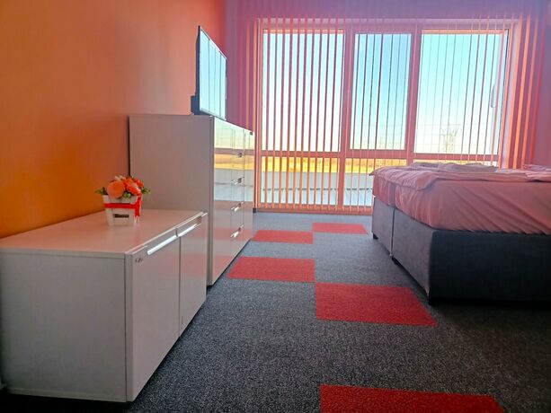 Imagen general del Hotel Ubis hotel. Foto 6