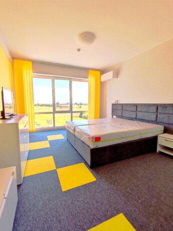 Imagen de la habitación del Hotel Ubis hotel. Foto 15