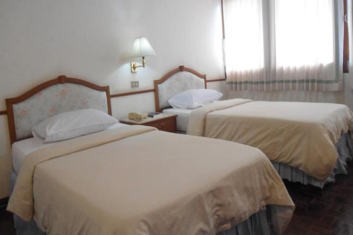 Imagen de la habitación del Hotel Ubon. Foto 2