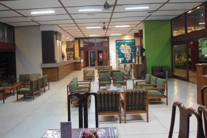 Imagen de los interiores del Hotel Ubon. Foto 18
