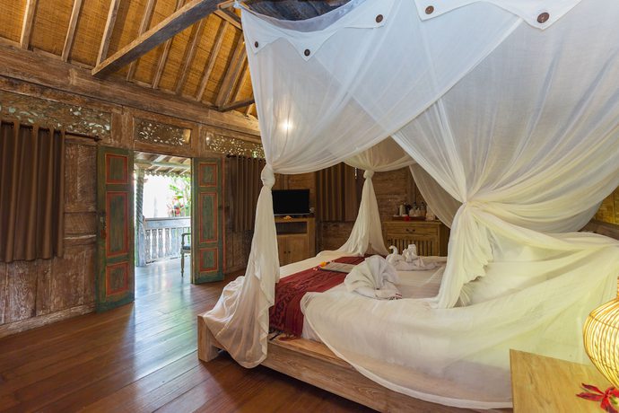 Imagen de la habitación del Hotel Ubud Art Resort. Foto 10
