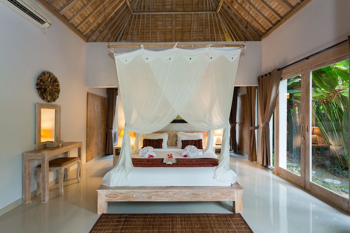 Imagen de la habitación del Hotel Ubud Art Resort. Foto 12
