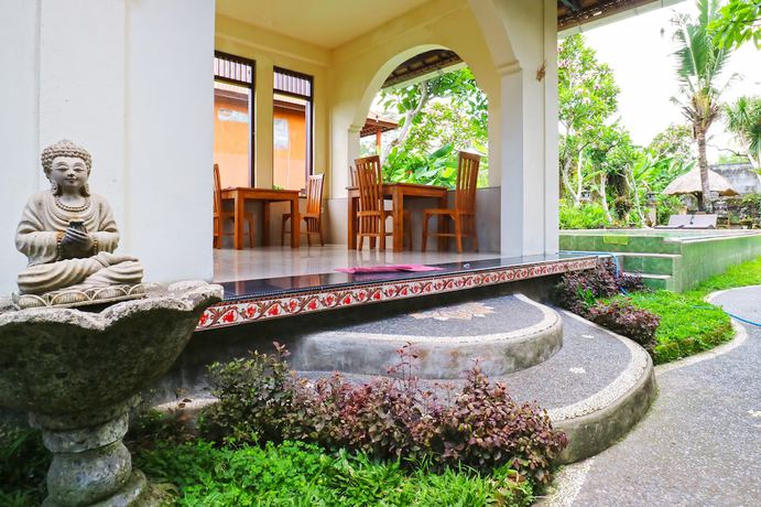 Imagen de los interiores del Hotel Ubud Kerta City. Foto 17